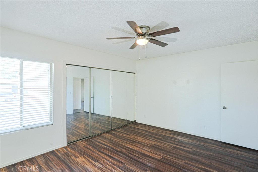 MLS #OC25267394 image #29