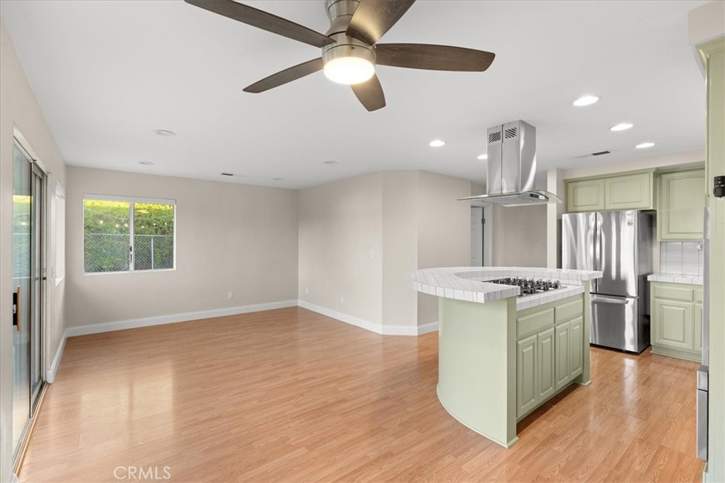 MLS #OC25267395 image #7