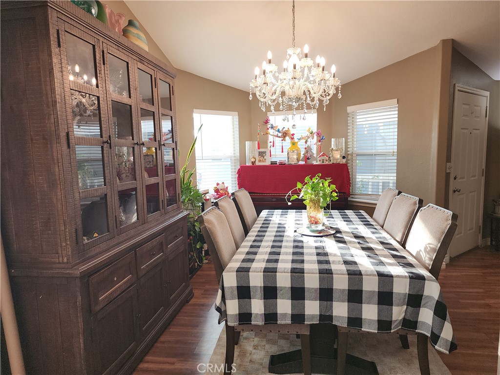 MLS #OC25267403 image #12