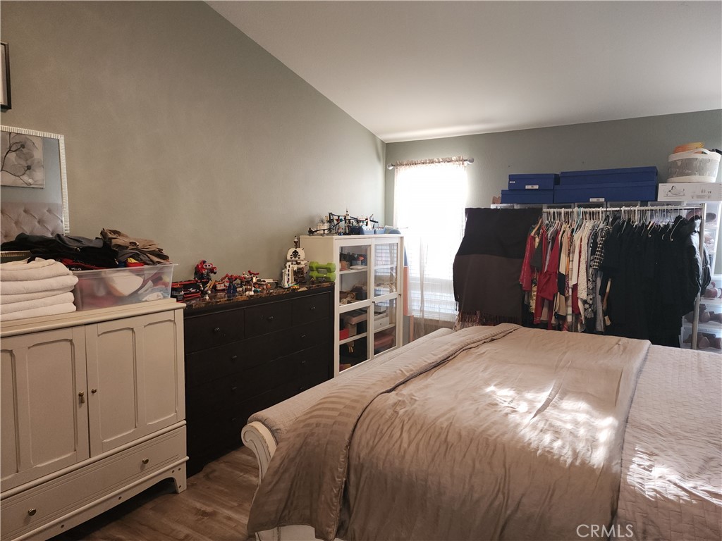 MLS #OC25267403 image #25