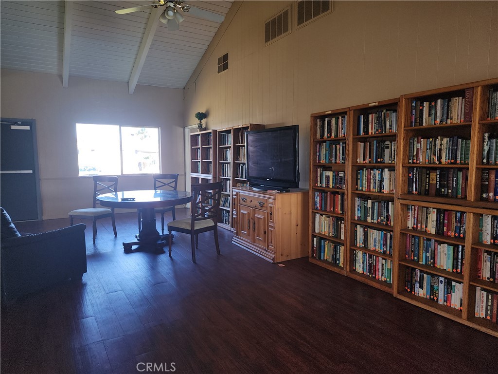 MLS #OC25267403 image #31