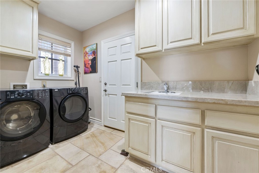 MLS #OC25267417 image #11