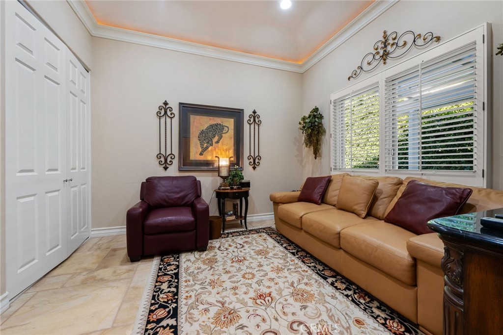 MLS #OC25267417 image #12