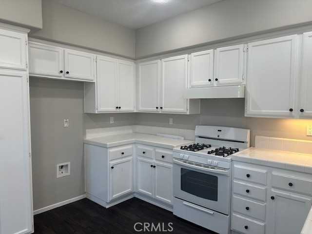 MLS #OC25267419 image #1