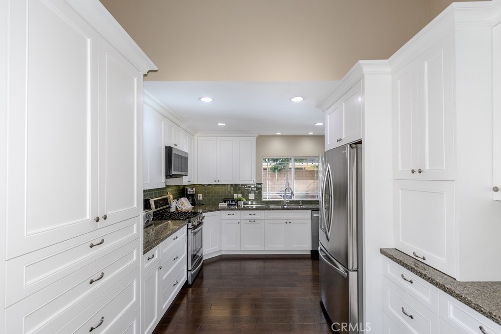 MLS #OC25267425 image #10