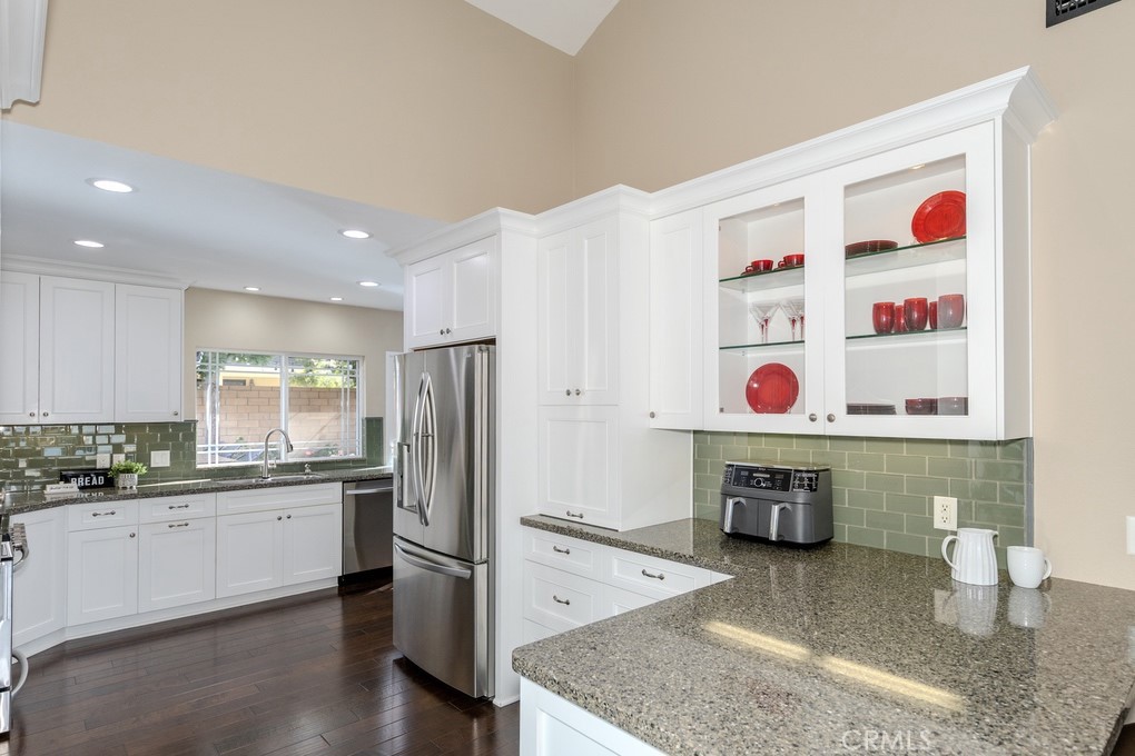 MLS #OC25267425 image #11