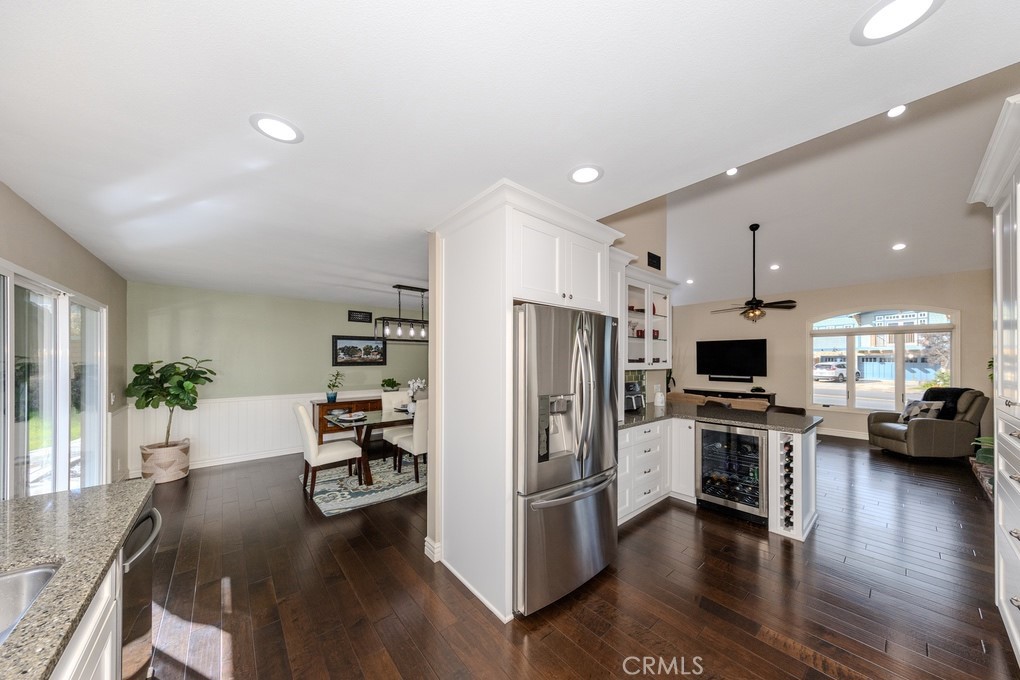 MLS #OC25267425 image #17