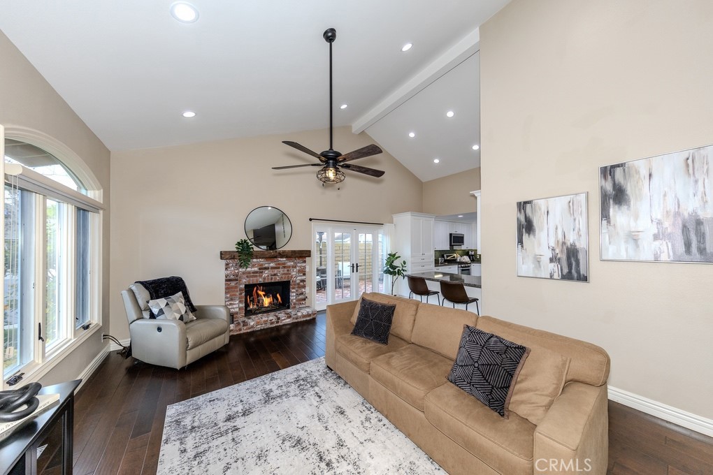 MLS #OC25267425 image #3