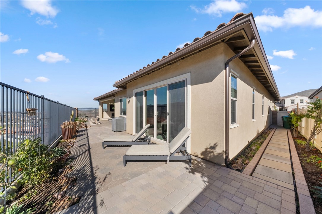 MLS #OC25267457 image #47