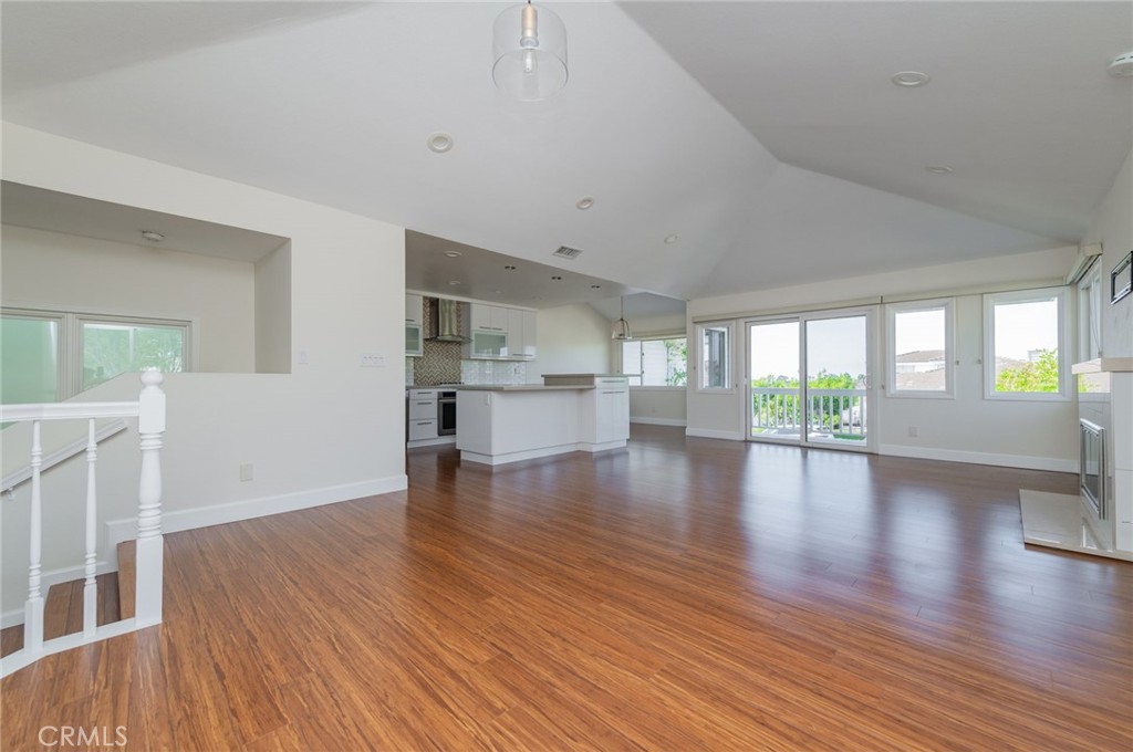 MLS #OC25267474 image #13