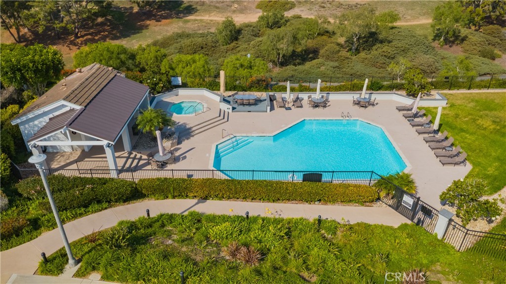 MLS #OC25267474 image #36