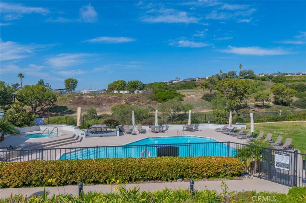 MLS #OC25267474 image #38