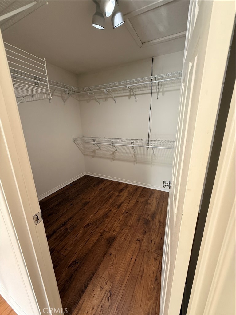 MLS #OC25267482 image #24