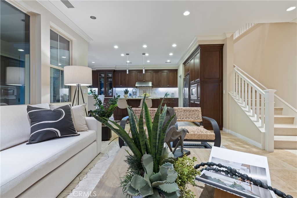 MLS #OC25267484 image #2