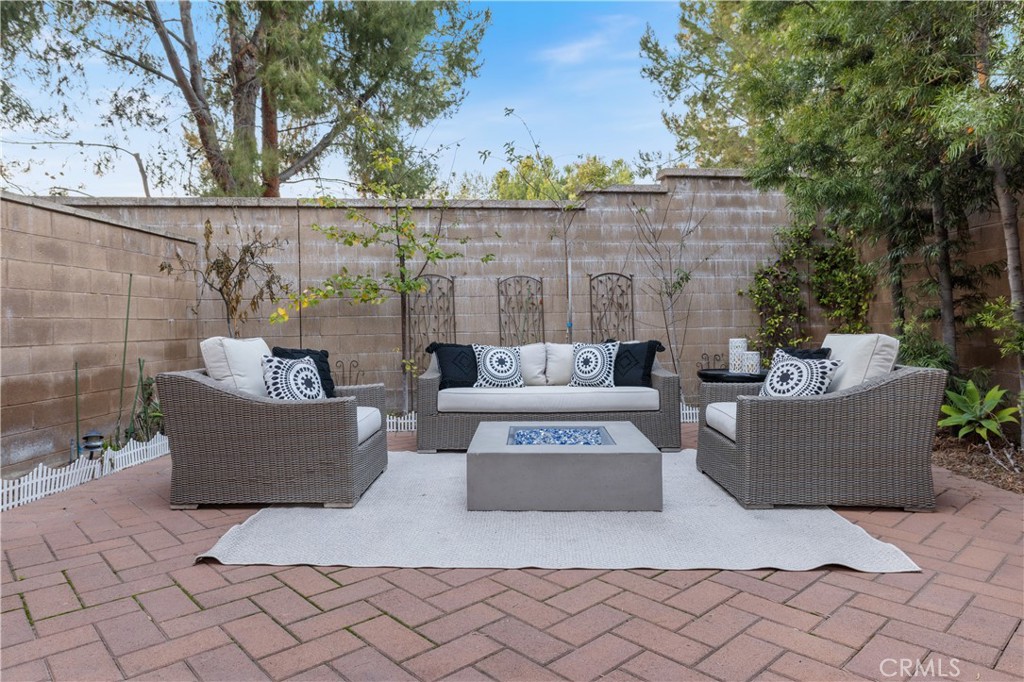 MLS #OC25267484 image #23