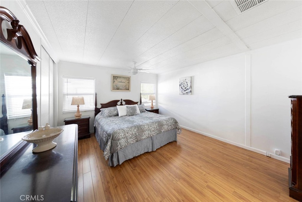 MLS #OC25267489 image #20