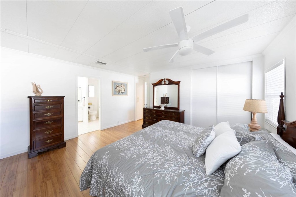 MLS #OC25267489 image #21