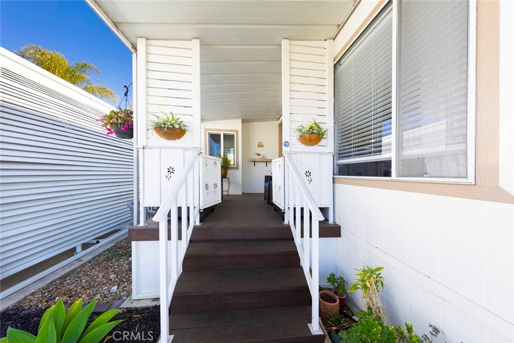 MLS #OC25267489 image #27