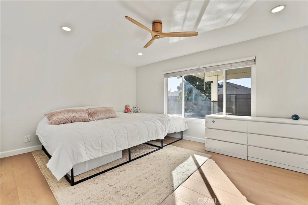 MLS #OC25267490 image #21