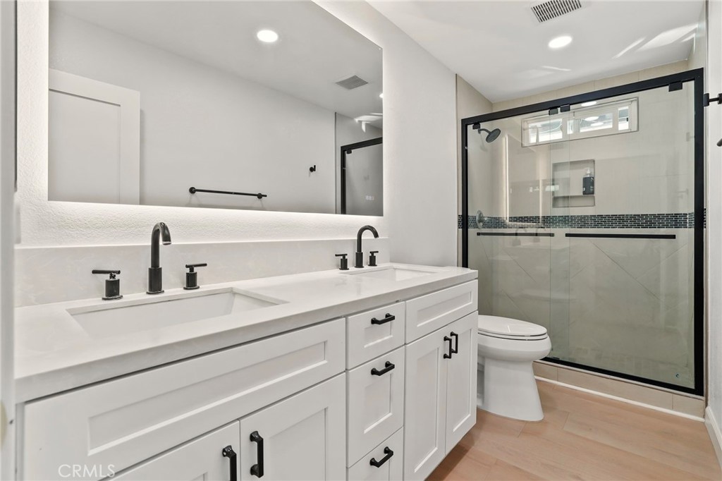 MLS #OC25267490 image #28