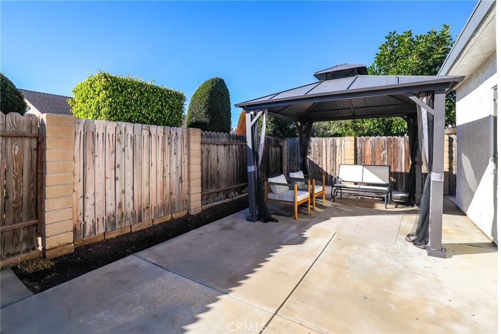 MLS #OC25267490 image #32