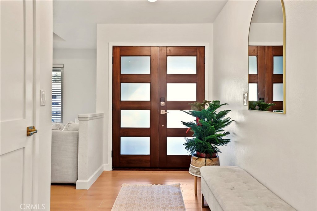 MLS #OC25267490 image #4