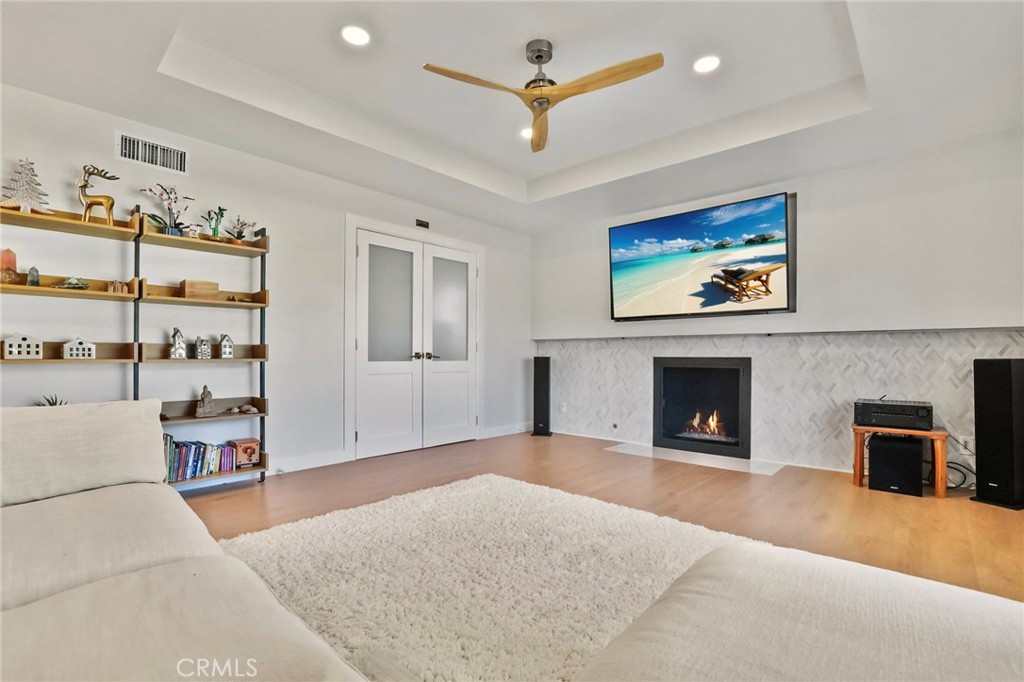 MLS #OC25267490 image #6