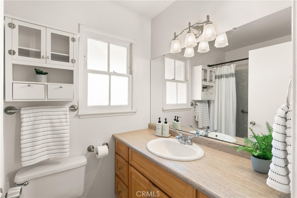 MLS #OC25267493 image #16