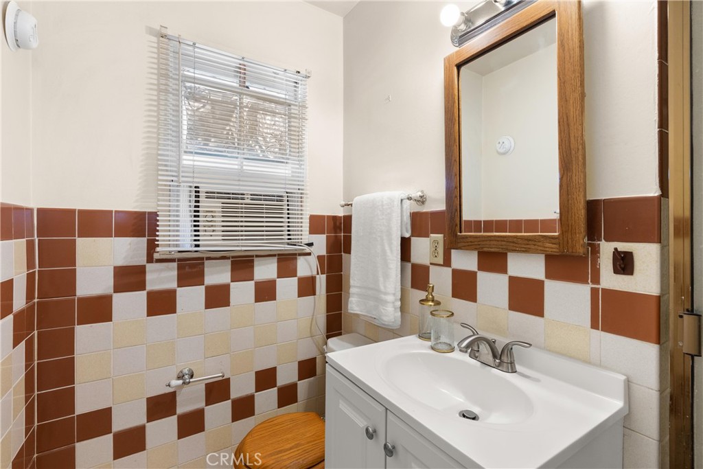 MLS #OC25267493 image #21