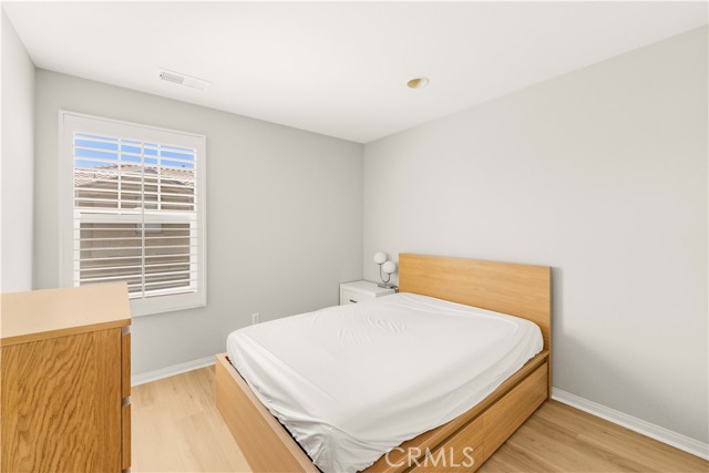 MLS #OC25267507 image #17