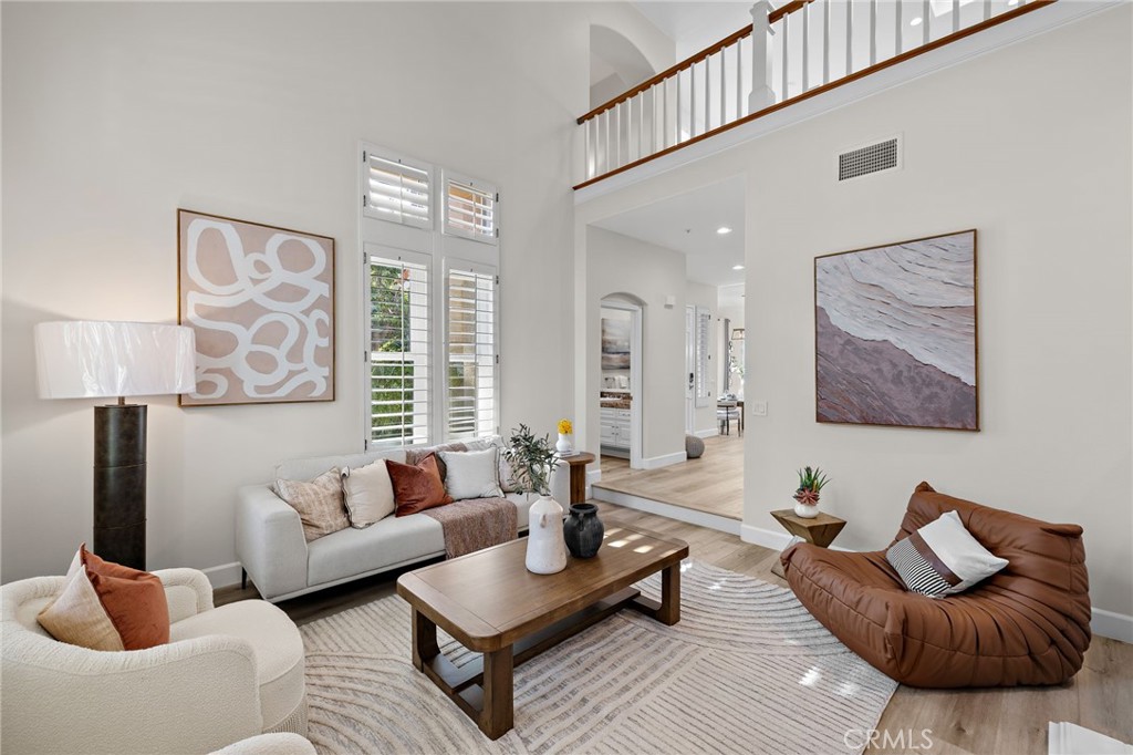 MLS #OC25267532 image #12