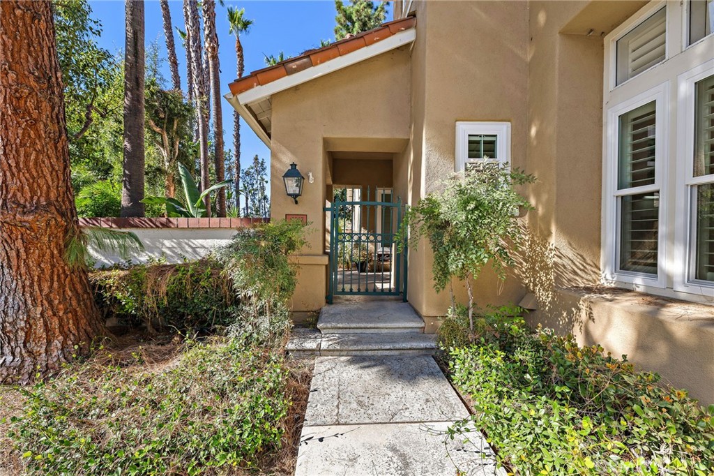 MLS #OC25267532 image #3