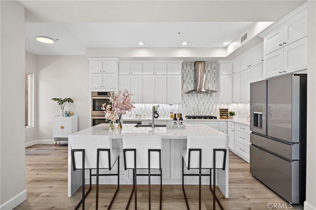 MLS #OC25267532 image #8