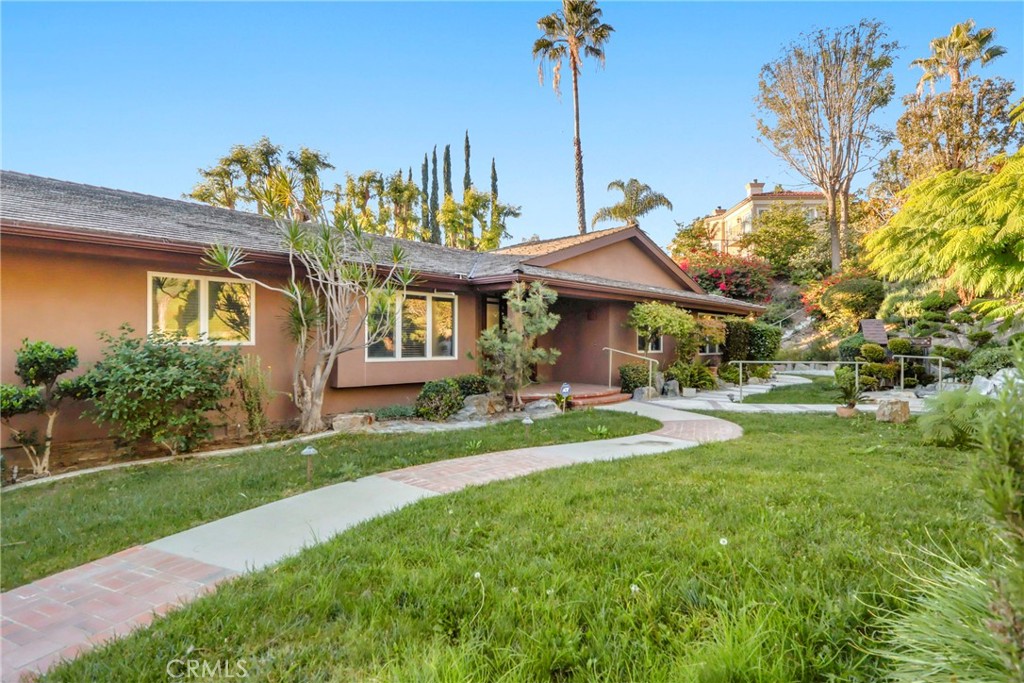 MLS #OC25267577 image #2