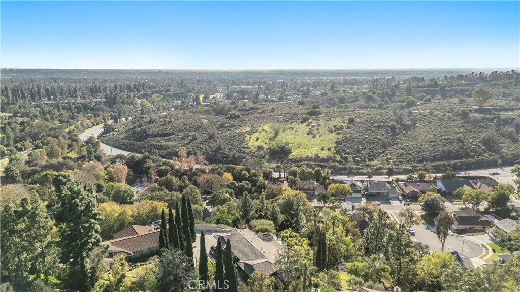 MLS #OC25267577 image #29