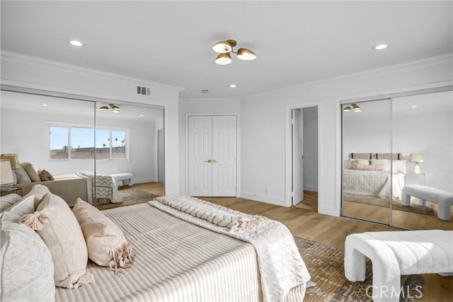 MLS #OC25267622 image #11