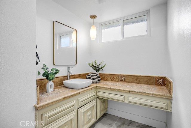 MLS #OC25267622 image #12