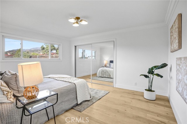 MLS #OC25267622 image #16