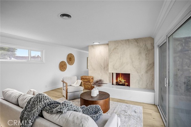 MLS #OC25267622 image #4