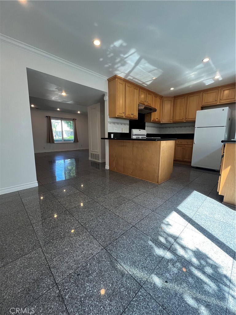 MLS #OC25267634 image #11