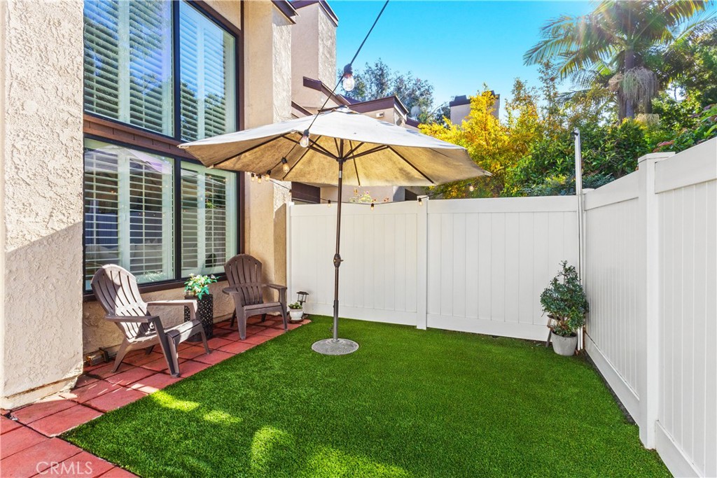 MLS #OC25267640 image #17