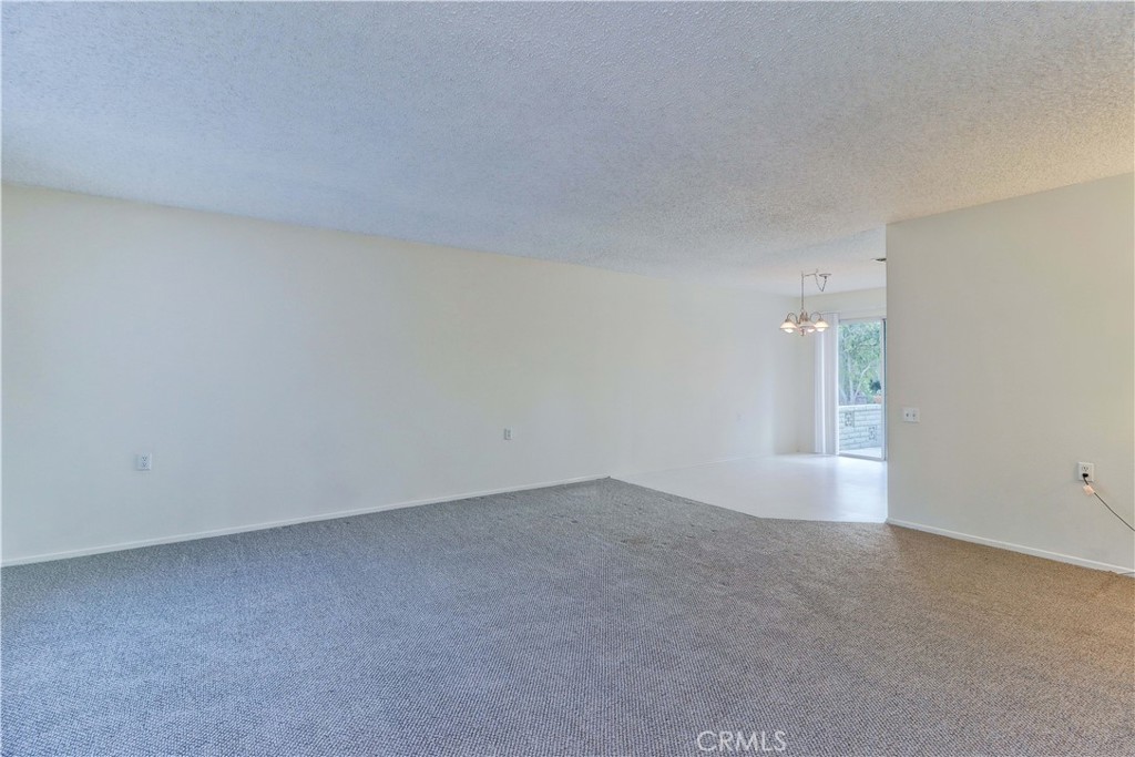 MLS #OC25267667 image #12