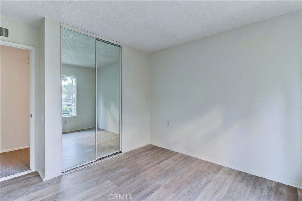 MLS #OC25267667 image #28