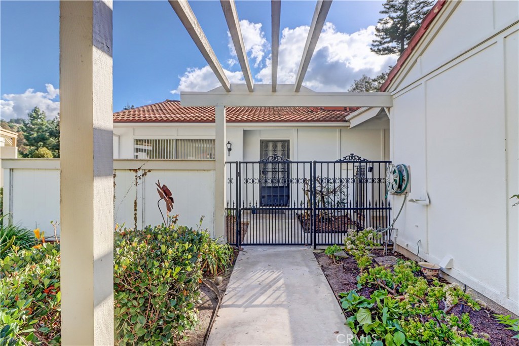 MLS #OC25267667 image #6