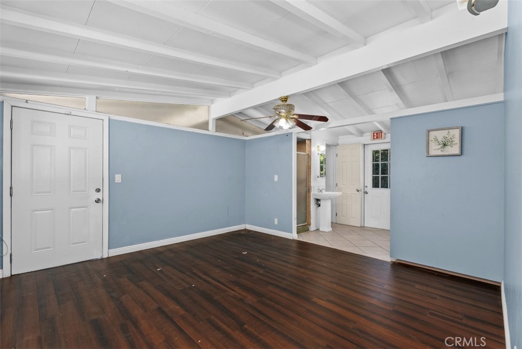 MLS #OC25267688 image #10