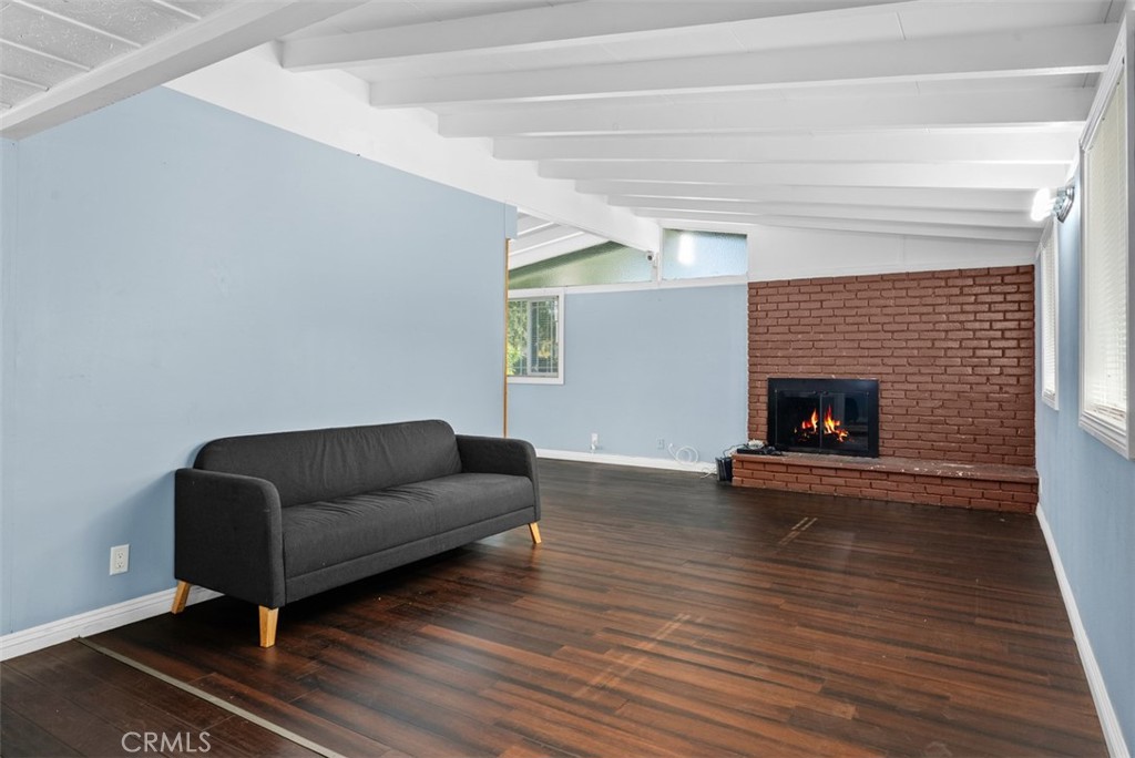 MLS #OC25267688 image #2