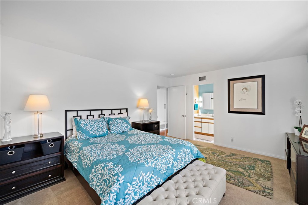 MLS #OC25267697 image #13