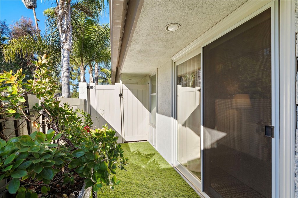 MLS #OC25267697 image #17