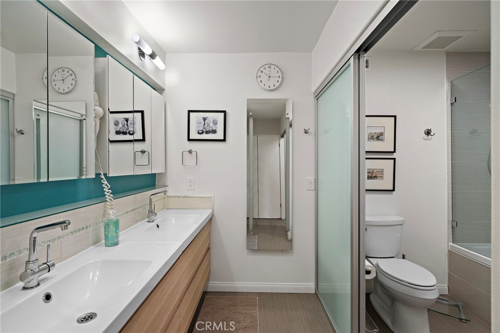 MLS #OC25267697 image #18