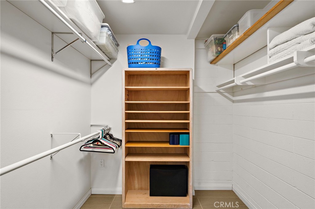 MLS #OC25267697 image #19